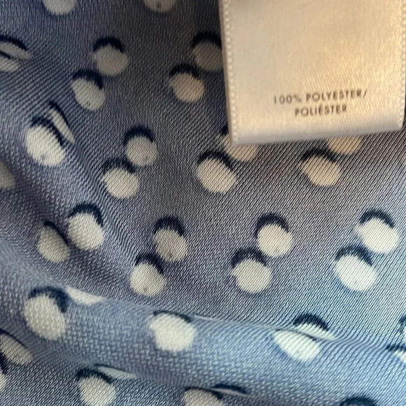Ann Taylor petite medium polyester blue with white polka dots sleeveless blouse - Picture 4 of 6